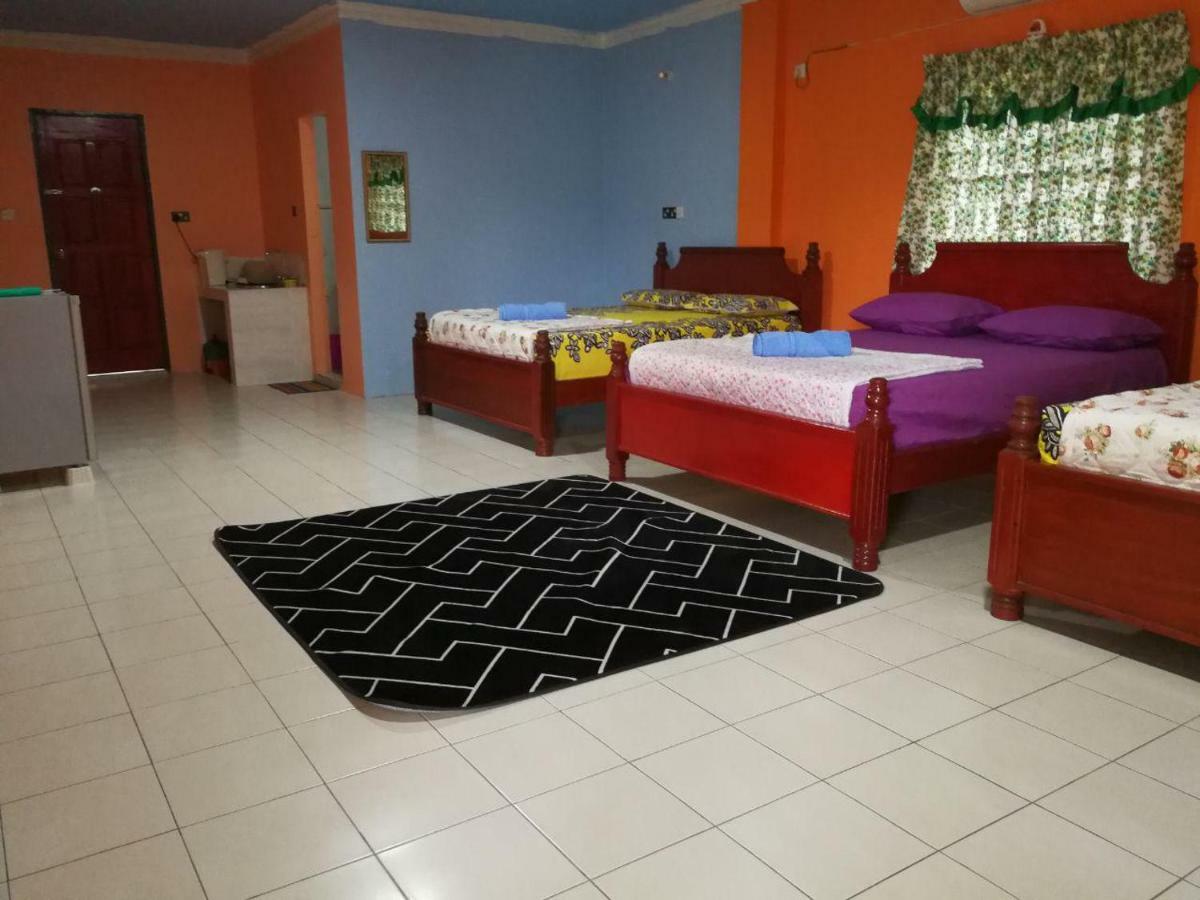 Homestay Koperasi Surau Alfalah センポルナ エクステリア 写真