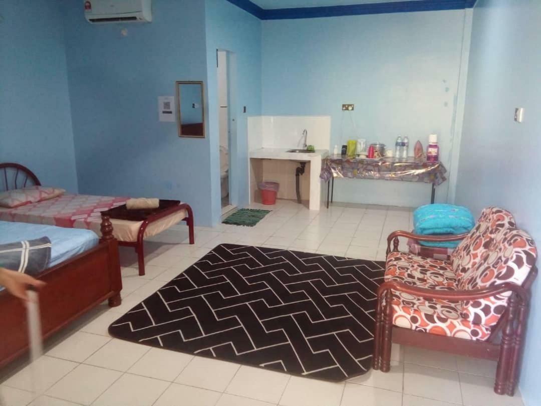 Homestay Koperasi Surau Alfalah センポルナ エクステリア 写真